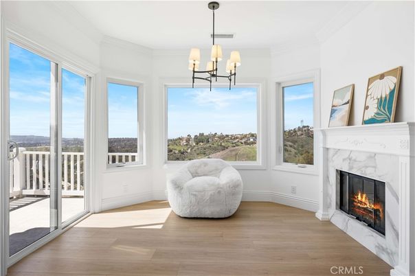 Chandelier, Fireplace, Interior, Wood Texture Flooring
