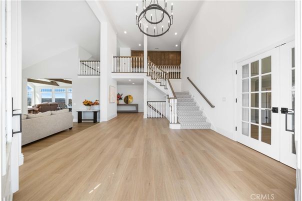 Chandelier, Interior, Recessed Lighting, Wood Texture Flooring