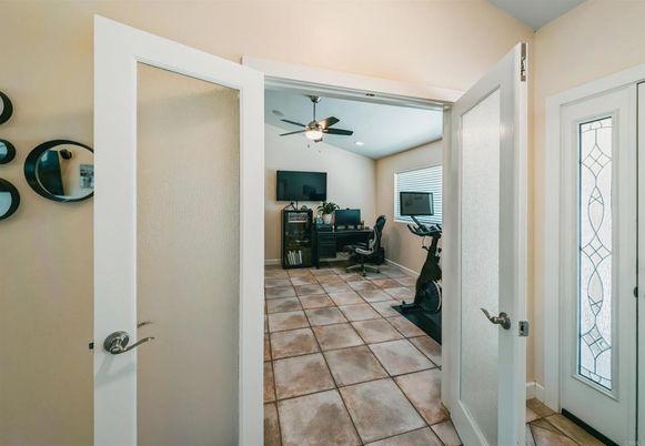 Fitness Equipment, Interior, Recessed Lighting