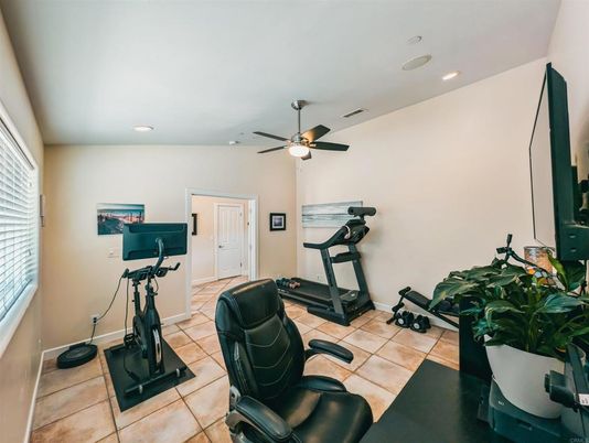 Fitness Equipment, Interior, Recessed Lighting
