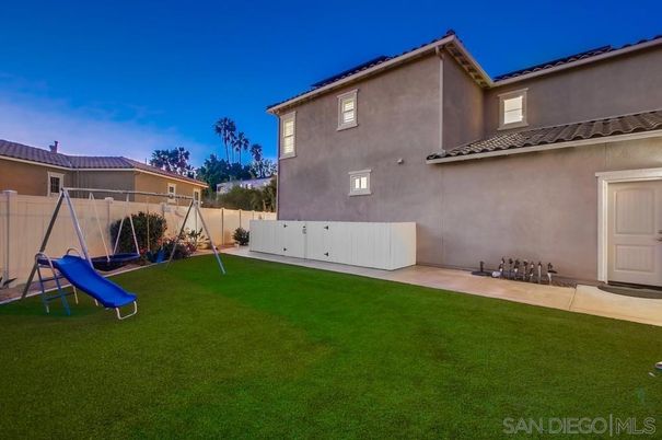 Backyard, Exterior, Playground