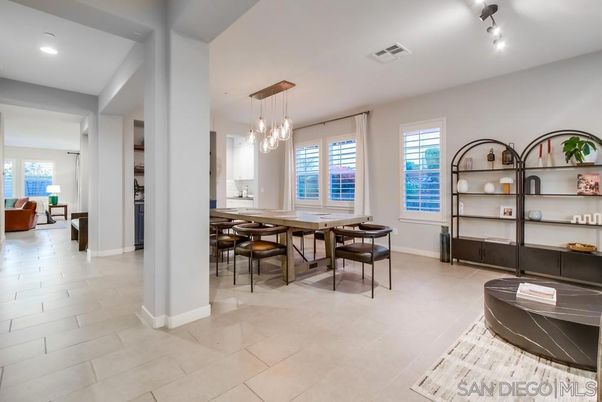 Dining room, Interior, Pendant Lights, Recessed Lighting