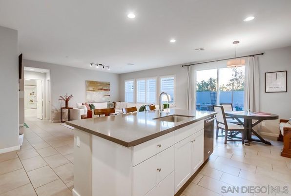 Dining room, Interior, Kitchen, Pendant Lights, Recessed Lighting