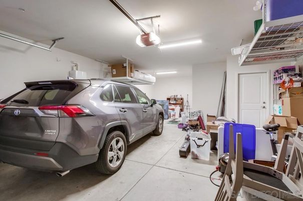 Garage, Interior
