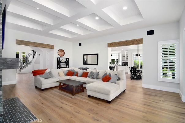 Dining room, Interior, Living room, Pendant Lights, Recessed Lighting, Wood Texture Flooring