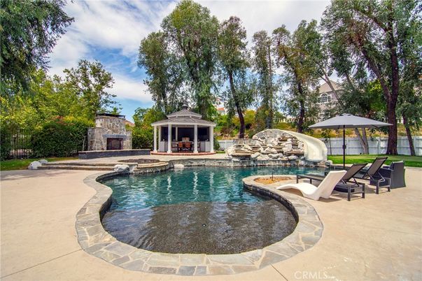 Exterior, Fireplace, Playground, Pool