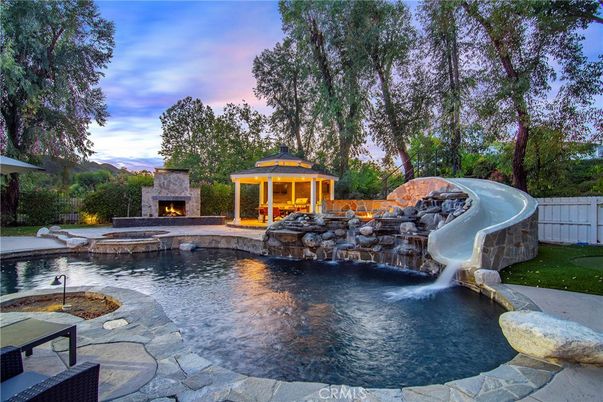 Exterior, Fireplace, Playground, Pool