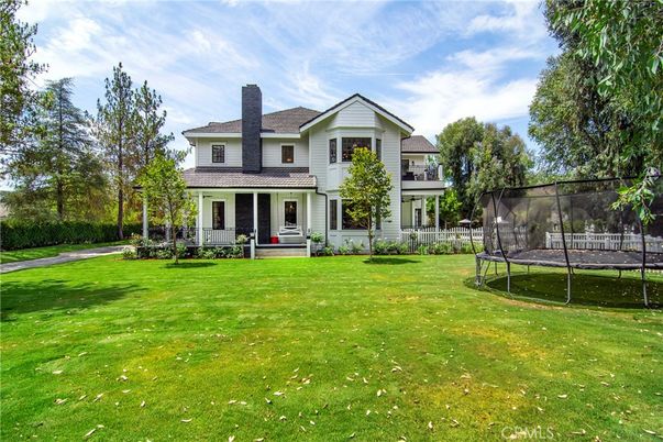 Backyard, Exterior, Facade, Playground, Queen Anne Victorian