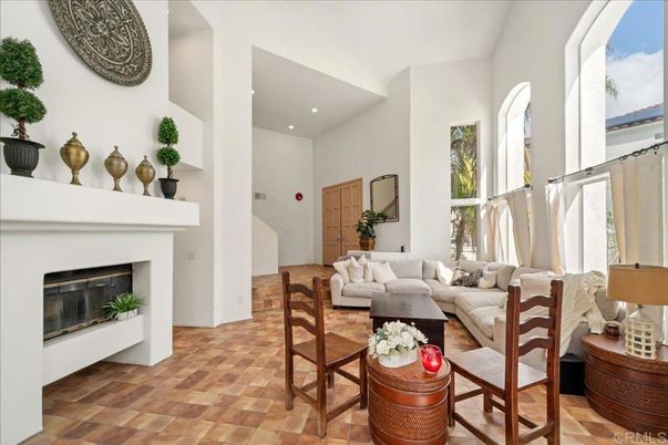 Fireplace, Interior, Living room, Recessed Lighting