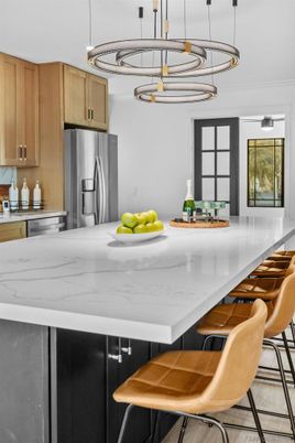 Interior, Kitchen, Pendant Lights, Stainless Steel Appliances