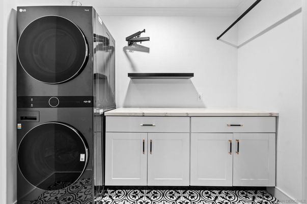 Interior, Utility Closets, Washer