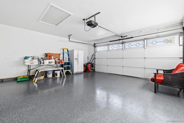 Garage, Interior
