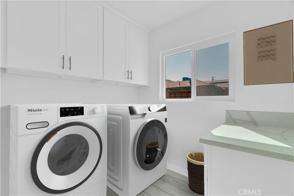 Interior, Washer, Wood Texture Flooring