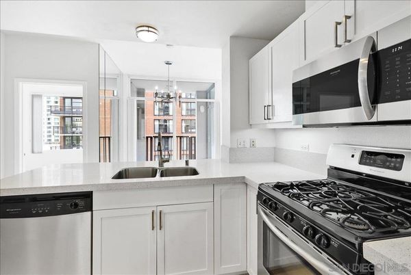 Chandelier, Interior, Kitchen, Pendant Lights, Stainless Steel Appliances