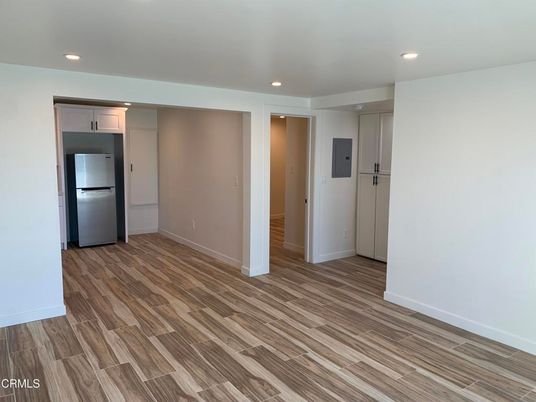 Elevator, Empty room, Interior, Recessed Lighting, Wood Texture Flooring