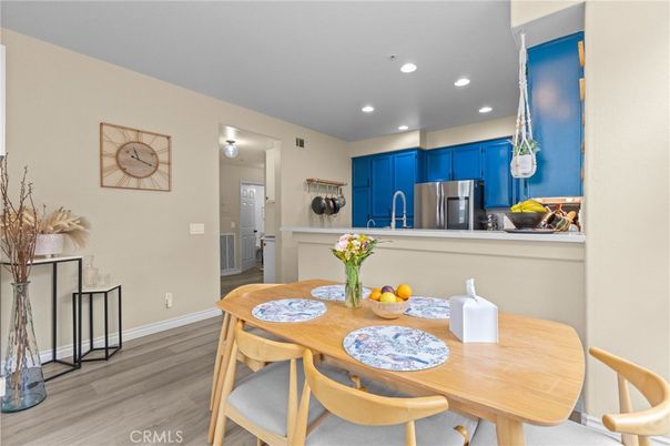 Dining room, Interior, Kitchen, Recessed Lighting, Stainless Steel Appliances, Wood Texture Flooring