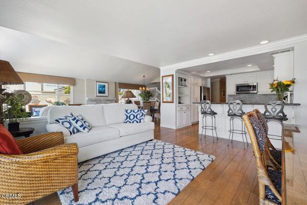Dining room, Interior, Kitchen, Living room, Pendant Lights, Recessed Lighting, Stainless Steel Appliances, Wood Texture Flooring