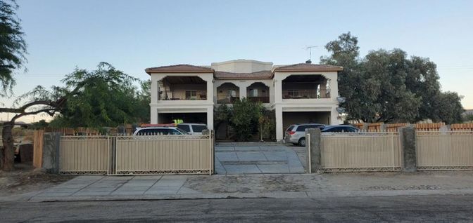Exterior, Facade, Mediterranean