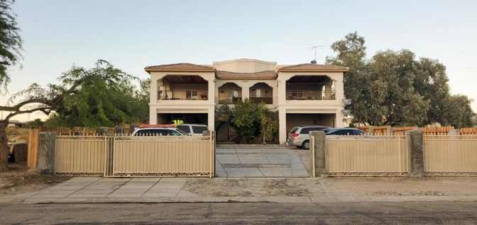 Attached, Exterior, Facade, Mediterranean