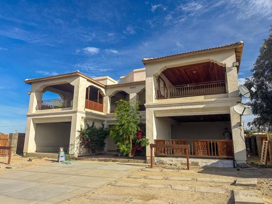 Exterior, Facade, Mediterranean