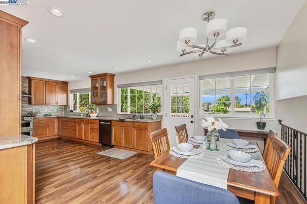 Chandelier, Dining room, Interior, Kitchen, Recessed Lighting, Wood Texture Flooring