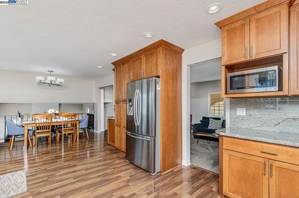 Chandelier, Dining room, Interior, Kitchen, Recessed Lighting, Wood Texture Flooring