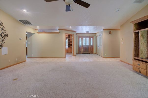 Empty room, Interior, Recessed Lighting
