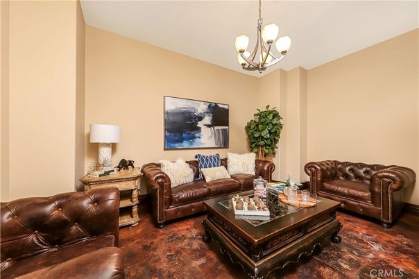 Chandelier, Interior, Living room