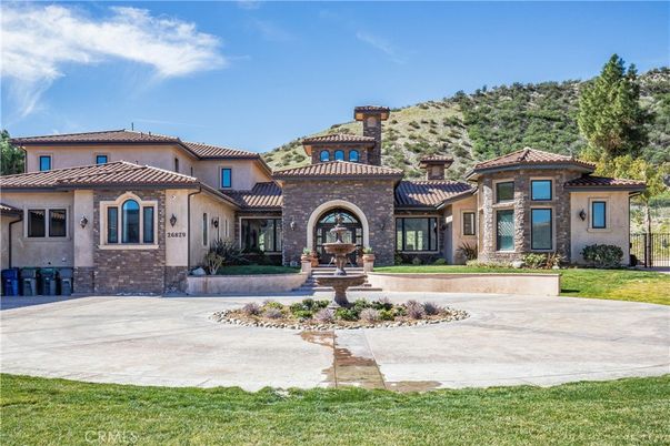 Backyard, Exterior, Facade, Mediterranean