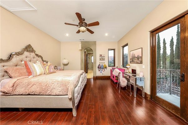 Bedroom, Home Office, Interior, Recessed Lighting, Wood Texture Flooring