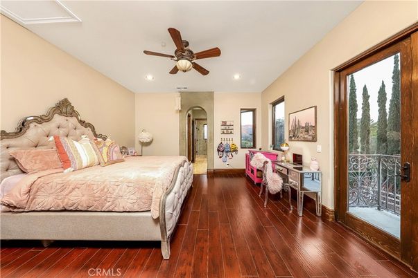 Bedroom, Home Office, Interior, Recessed Lighting, Wood Texture Flooring