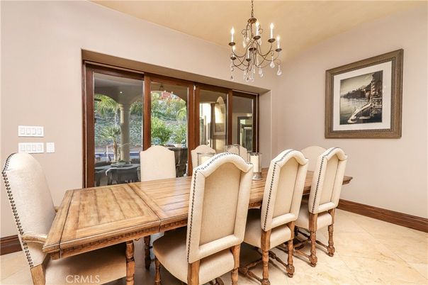 Chandelier, Dining room, Interior