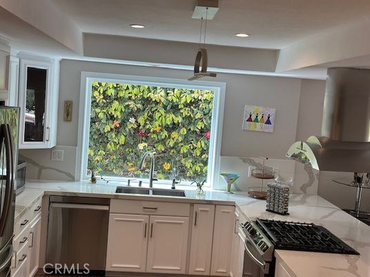 Interior, Kitchen, Pendant Lights, Recessed Lighting, Stainless Steel Appliances