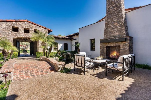 Exterior, Fireplace