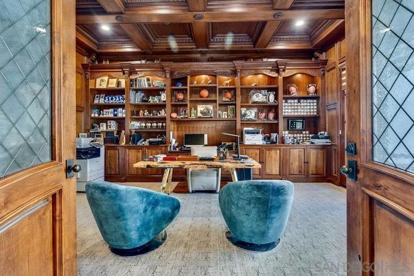 Home Office, Interior, Recessed Lighting, Wooden Beams, Wooden Ceilings, Wooden Walls