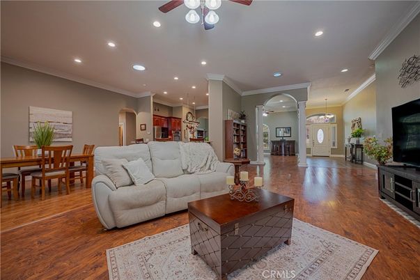 Dining room, Interior, Kitchen, Living room, Pendant Lights, Recessed Lighting, Stainless Steel Appliances, Wood Texture Flooring