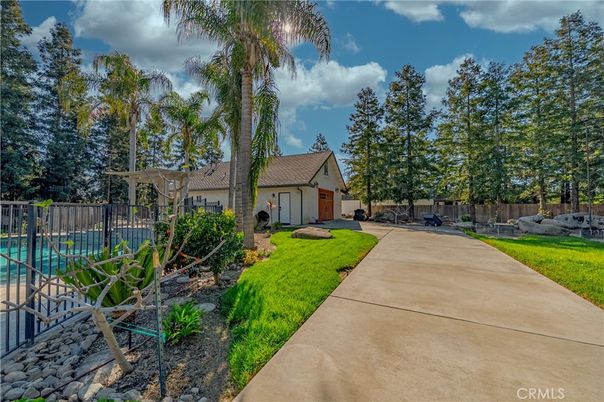 Backyard, Exterior, Pool