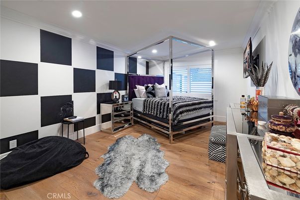 Bedroom, Interior, Recessed Lighting, Wood Texture Flooring