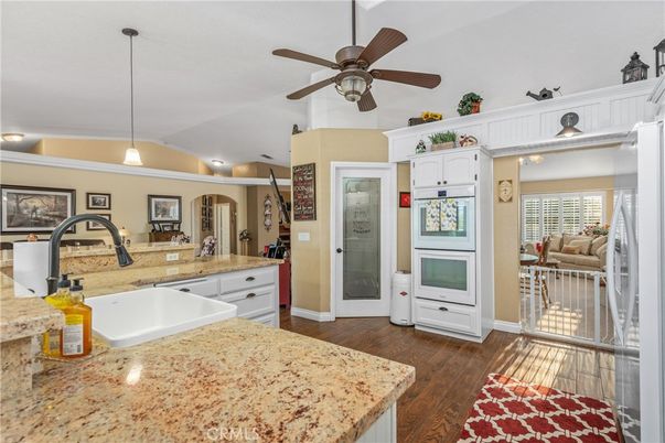 Interior, Kitchen, Pendant Lights, Wood Texture Flooring