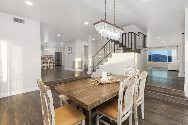 Chandelier, Dining room, Interior, Recessed Lighting, Wood Texture Flooring