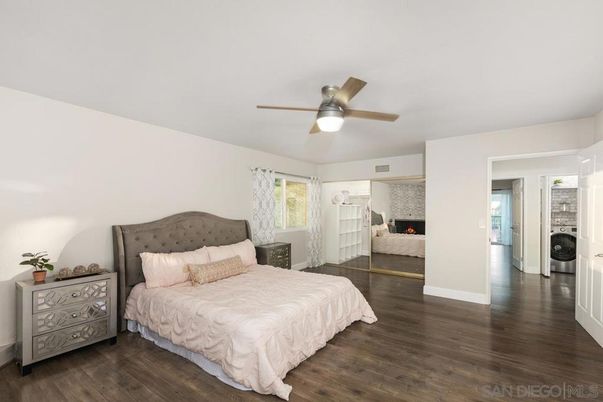 Bedroom, Fireplace, Interior, Wood Texture Flooring