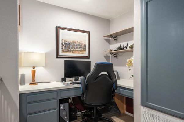 Home Office, Interior, Recessed Lighting