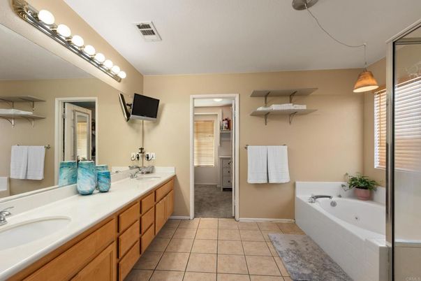 Bathroom, Dual Sink Vanities, Interior, Pendant Lights