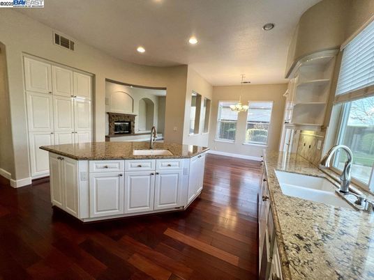 Fireplace, Interior, Kitchen, Recessed Lighting, Wood Texture Flooring