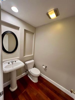 Bathroom, Interior, Recessed Lighting, Wood Texture Flooring