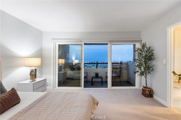 Bedroom, Interior, Water