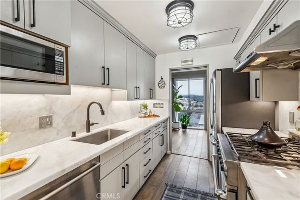 Interior, Kitchen, Stainless Steel Appliances, Wood Texture Flooring