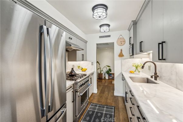 Interior, Kitchen, Stainless Steel Appliances, Wood Texture Flooring