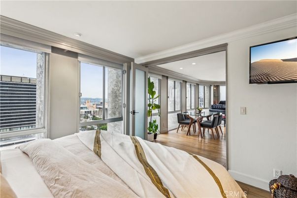Bedroom, Dining room, Interior, Recessed Lighting, Wood Texture Flooring