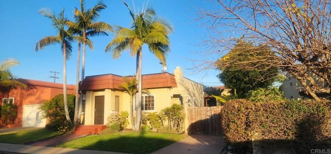 Backyard, Exterior, Facade, Spanish Mediterranean